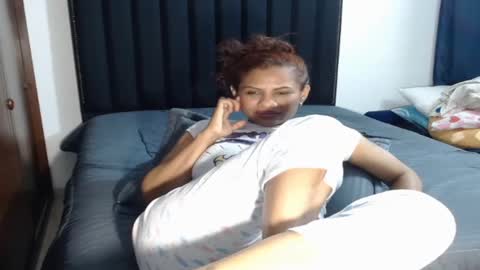 Snapshot of sweetgirlm_ chatting on 03/12/25, 03:57 Any online show from 03/12/25, 03:57