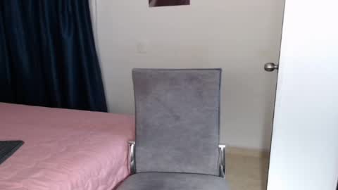 Snapshot of sweetgirlm_ chatting on 09/20/25, 12:44 Any online show from 09/20/25, 12:44