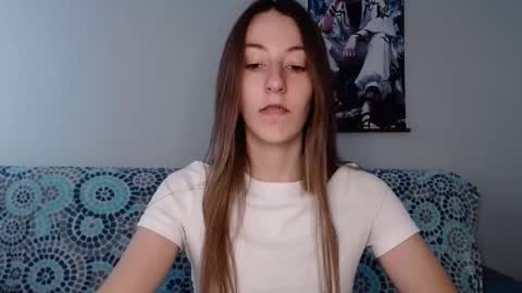 Emma  online show from 09/30/25, 09:58