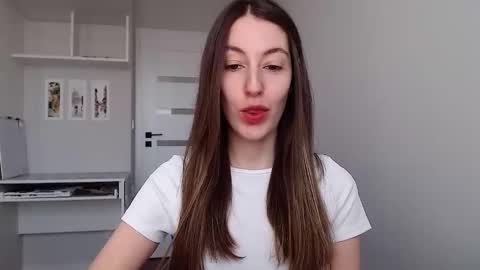 Emma  online show from 12/18/25, 10:10