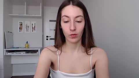 Emma  online show from 01/18/26, 10:08