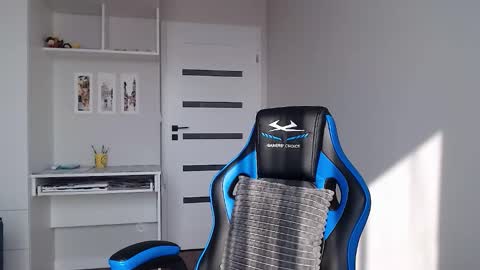 Emma  online show from 03/19/26, 08:07