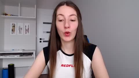 Emma  online show from 06/10/26, 08:02