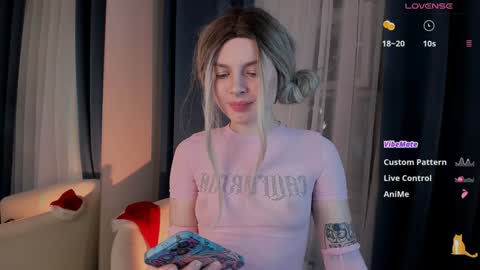 Kira online show from 12/27/24, 03:59