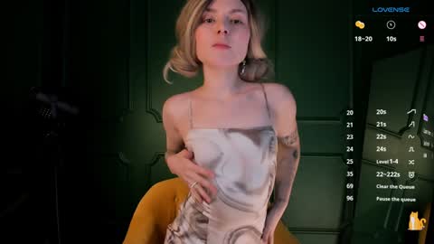 Kira online show from 12/31/24, 02:58