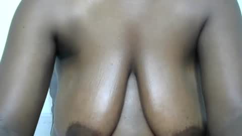 Snapshot of sweetheidey chatting on 05/06/26, 07:52 sweetheidey online show from 05/06/26, 07:52