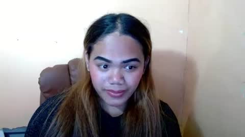 Snapshot of sweethot_bella chatting on 09/23/25, 04:10 Bella online show from 09/23/25, 04:10