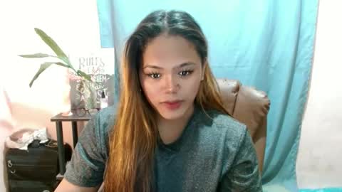 Snapshot of sweethot_bella chatting on 10/09/25, 03:59 Bella online show from 10/09/25, 03:59