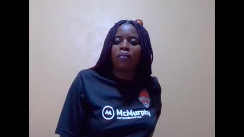 sweetib1 online show from 10/17/25, 08:28