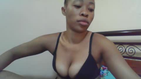 Snapshot of sweetie_jamila chatting on 05/28/26, 02:47 sweetie_jamila online show from 05/28/26, 02:47