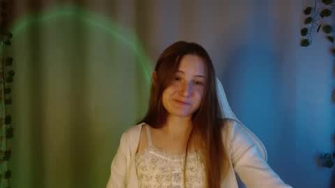 Annie online show from 10/02/25, 08:05