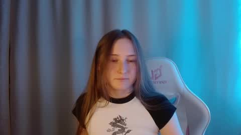 Annie online show from 06/04/26, 08:59
