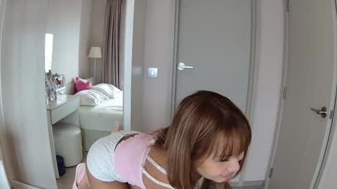 Sweetie Natasha online show from 09/27/25, 06:18