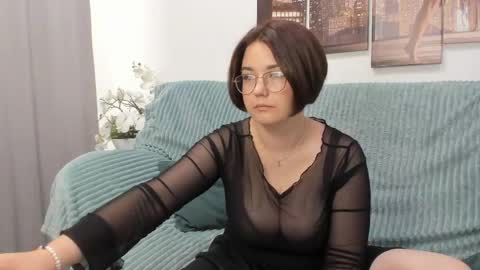 ROZZY online show from 05/17/26, 01:25