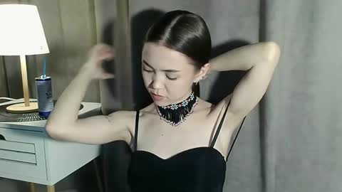 sweetieee_kira online show from 12/13/25, 09:53