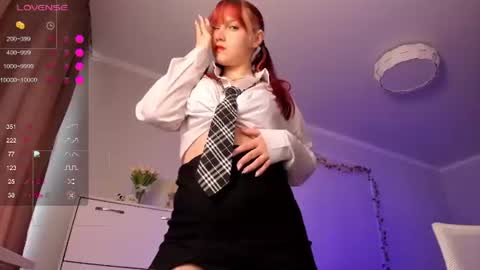 Snapshot of sweetieemarry chatting on 06/12/26, 03:38 Jully online show from 06/12/26, 03:38