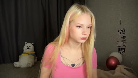 sweetie Lisa3 online show from 12/24/24, 03:38