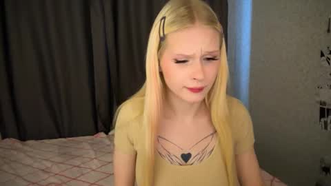 sweetie Lisa3 online show from 01/15/25, 10:06