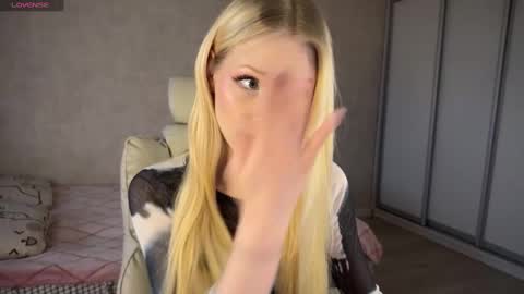 sweetie Lisa3 online show from 03/12/25, 02:45