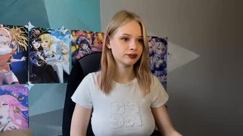 sweetie Lisa3 online show from 11/08/25, 09:20