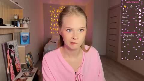 sweetie Lisa3 online show from 12/22/25, 11:18