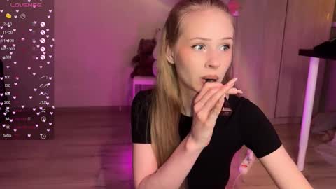 sweetie Lisa3 online show from 02/05/26, 07:18