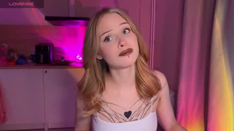 sweetie Lisa3 online show from 03/27/26, 06:29