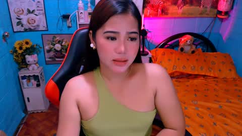 Snapshot of sweetienicole chatting on 02/12/25, 02:21 Nicole online show from 02/12/25, 02:21