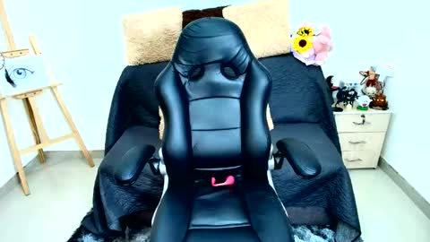 Snapshot of sweetisabella__ chatting on 06/07/26, 05:11 Isabella online show from 06/07/26, 05:11