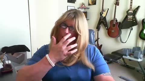 Snapshot of sweetjessicacd chatting on 09/23/25, 05:16 sweetjessicacd online show from 09/23/25, 05:16