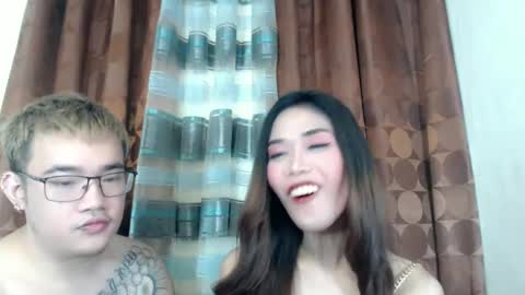 Snapshot of sweetkylecum chatting on 02/16/25, 12:32 sweetkylecum online show from 02/16/25, 12:32