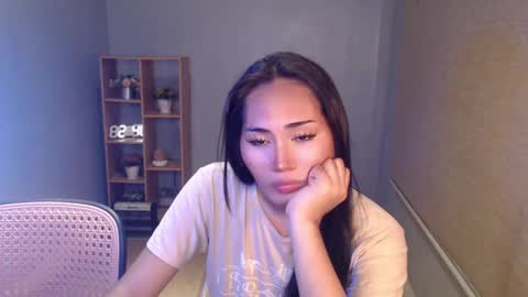   online show from 02/09/25, 01:00