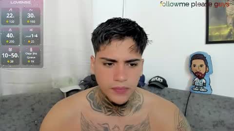 Snapshot of sweetlatinoboy chatting on 06/16/26, 11:57 SWEETLATINBOY online show from 06/16/26, 11:57