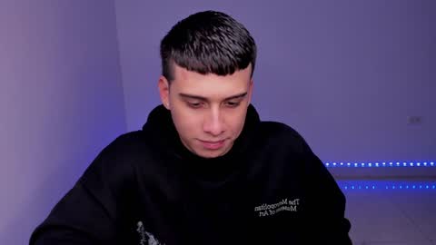 Lian online show from 01/04/25, 08:16