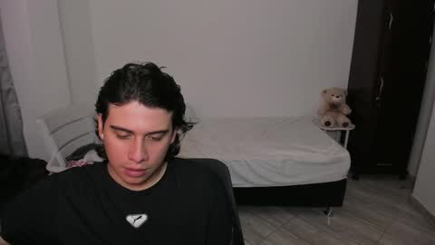 Lian online show from 12/19/25, 02:40