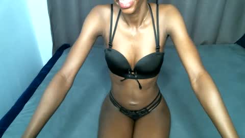 sweetlilly2540 online show from 10/24/25, 08:44