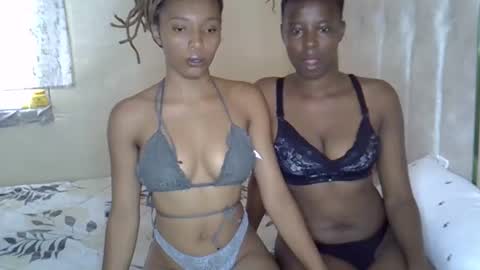 Snapshot of sweetlily_30 chatting on 10/23/25, 10:36 sweetlily_30 online show from 10/23/25, 10:36