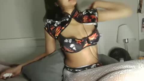 Lily online show from 11/30/25, 01:15