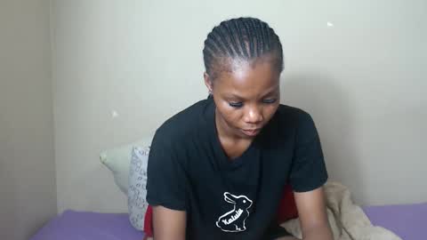 Snapshot of sweetlipss_ chatting on 09/09/25, 05:01 sweetlipss_ online show from 09/09/25, 05:01