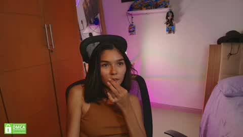 Venus online show from 02/10/25, 04:58