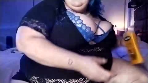 sweetlolajean online show from 10/16/25, 09:43