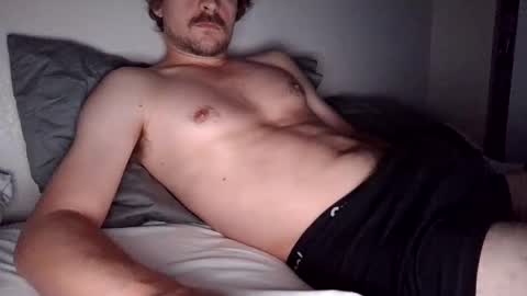 sweetlou22 online show from 09/28/25, 04:29