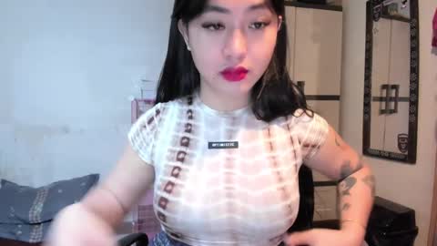 Zoe online show from 01/20/25, 01:39