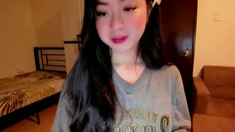 Zoe online show from 10/15/25, 02:44