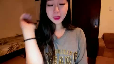 Zoe online show from 10/22/25, 02:34