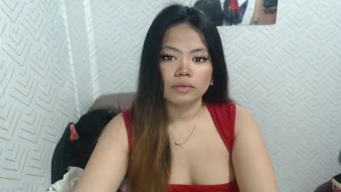 Snapshot of sweetlover_nicole chatting on 07/16/26, 02:28 NICOLE online show from 07/16/26, 02:28