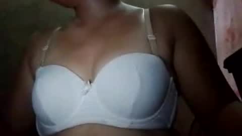 Snapshot of sweetmae32 chatting on 07/09/26, 12:48 sweetmae32 online show from 07/09/26, 12:48