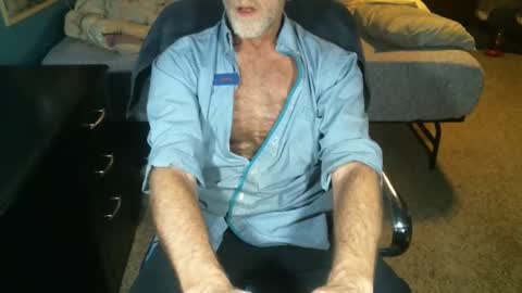 Michael online show from 11/21/25, 01:10