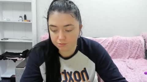 Snapshot of sweetmarylove chatting on 02/16/25, 08:32 sweetmarylove online show from 02/16/25, 08:32