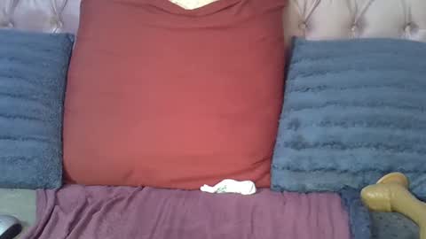 sweetmellowx1 online show from 02/18/25, 04:26